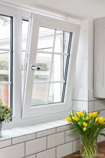 Pour vos fenêtres à Pradières, quel matériau est le plus recommandé entre Bois, PVC ou aluminium ?